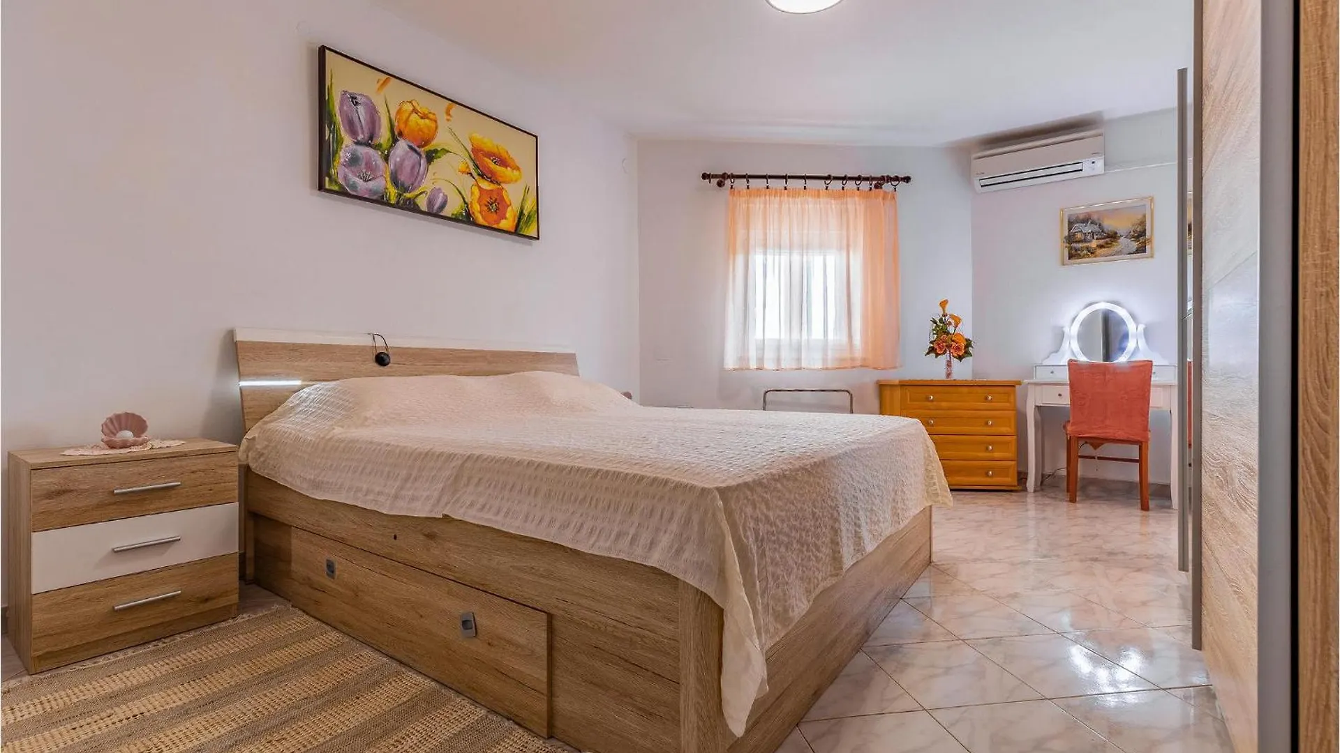 Pet Friendly Home In Pula With Jacuzzi Holiday home