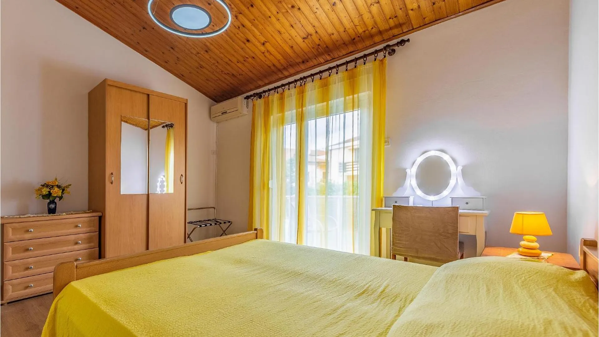 Pet Friendly Home In Pula With Jacuzzi 0*,  Croatia